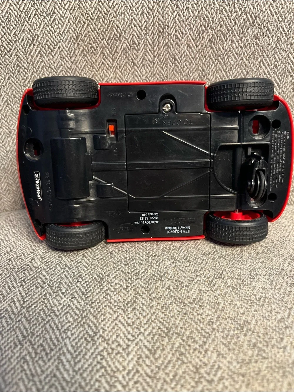 Disney Jada Toys Mickey Mouse Mickey’s Roadster Car No Remote